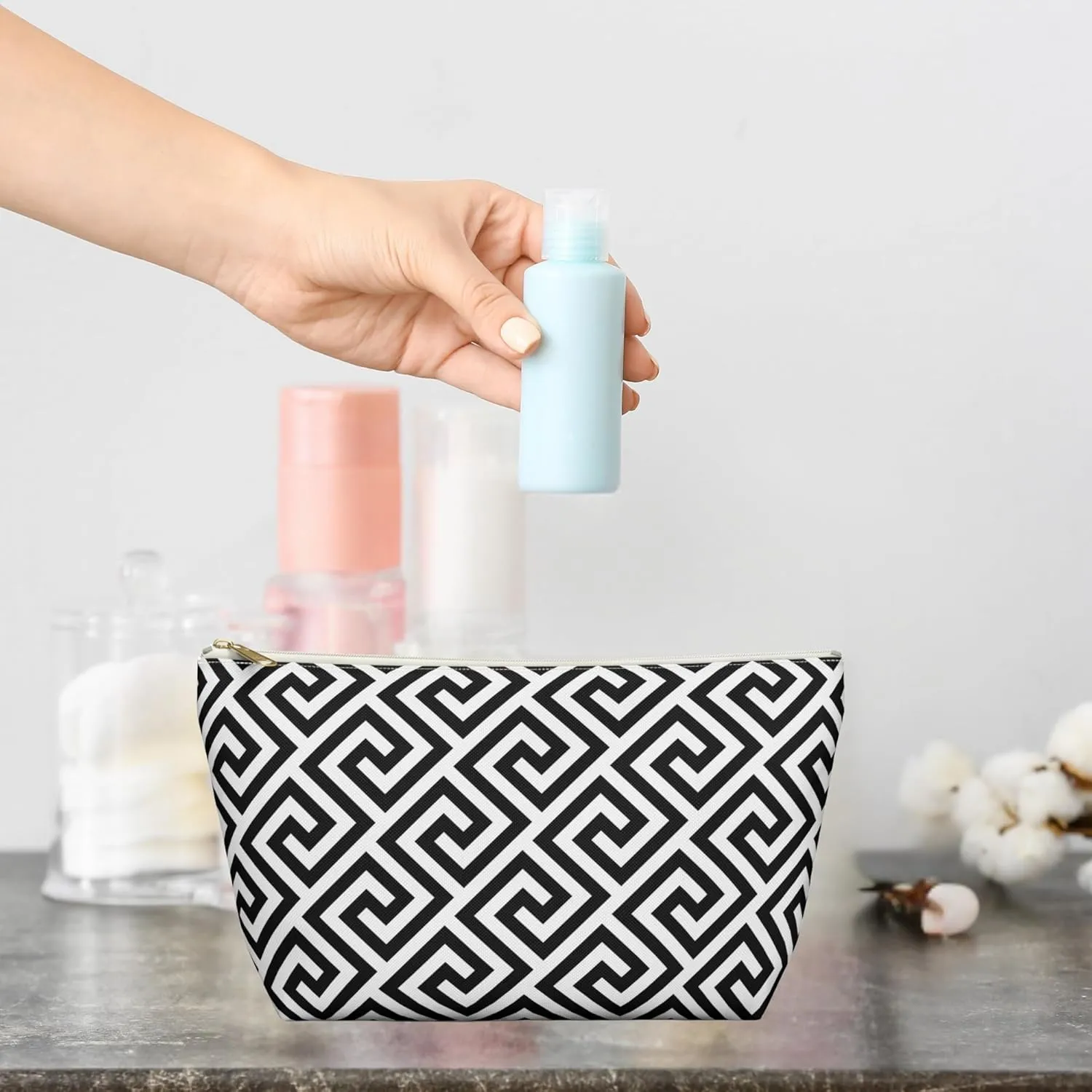 Black and White Checkered Accessory Pouch  Stylish Zippered Makeup Bag, Travel Cosmetic Bag, Pencil Case for Women & Men (Greek key design, Large)