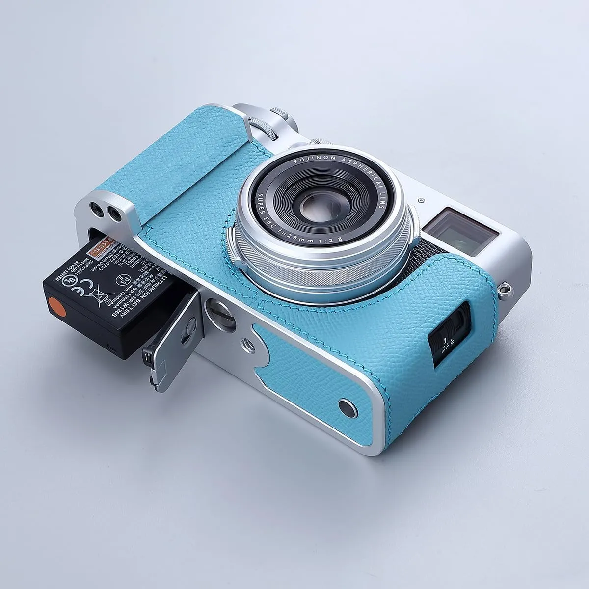 Camera Half Case for Fujifilm Fuji X100VI,Vintage Metal Genuine Leather Instant Camera Protective Cases Stylish Portable Shockproof (GreenL)