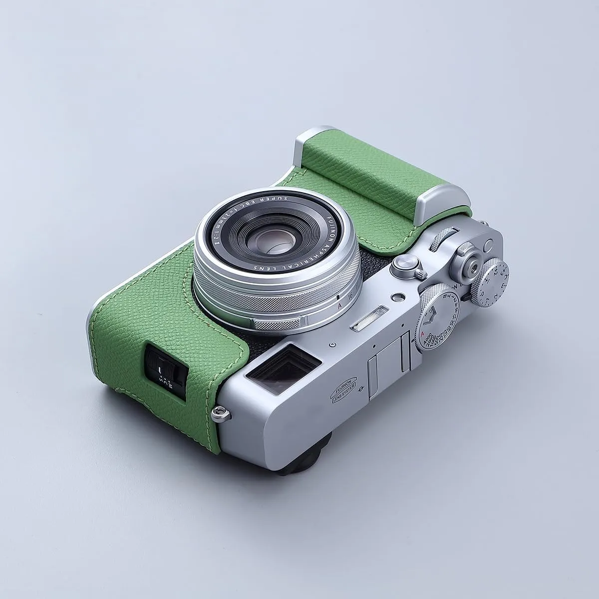 Camera Half Case for Fujifilm Fuji X100VI,Vintage Metal Genuine Leather Instant Camera Protective Cases Stylish Portable Shockproof (GreenL)