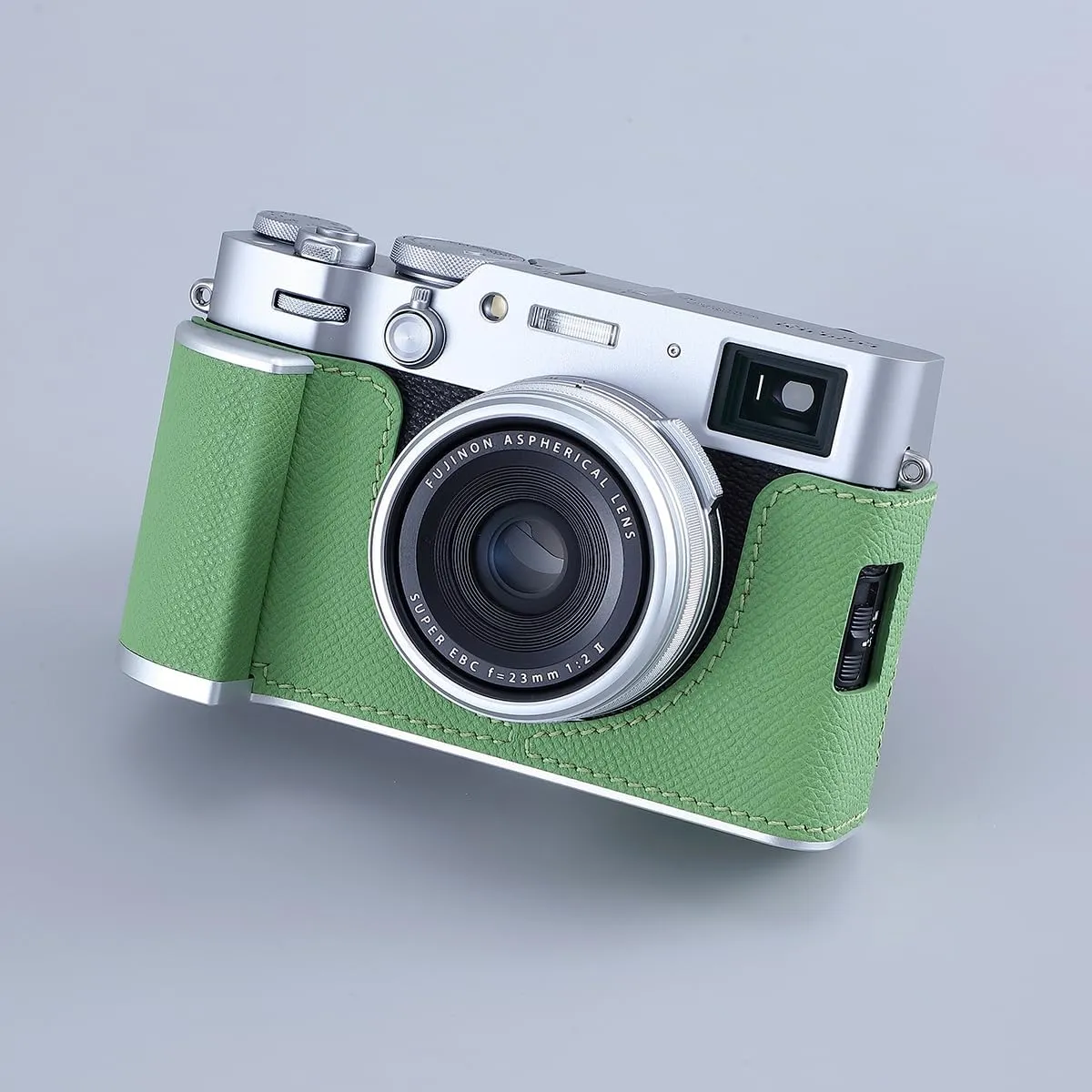 Camera Half Case for Fujifilm Fuji X100VI,Vintage Metal Genuine Leather Instant Camera Protective Cases Stylish Portable Shockproof (GreenL)