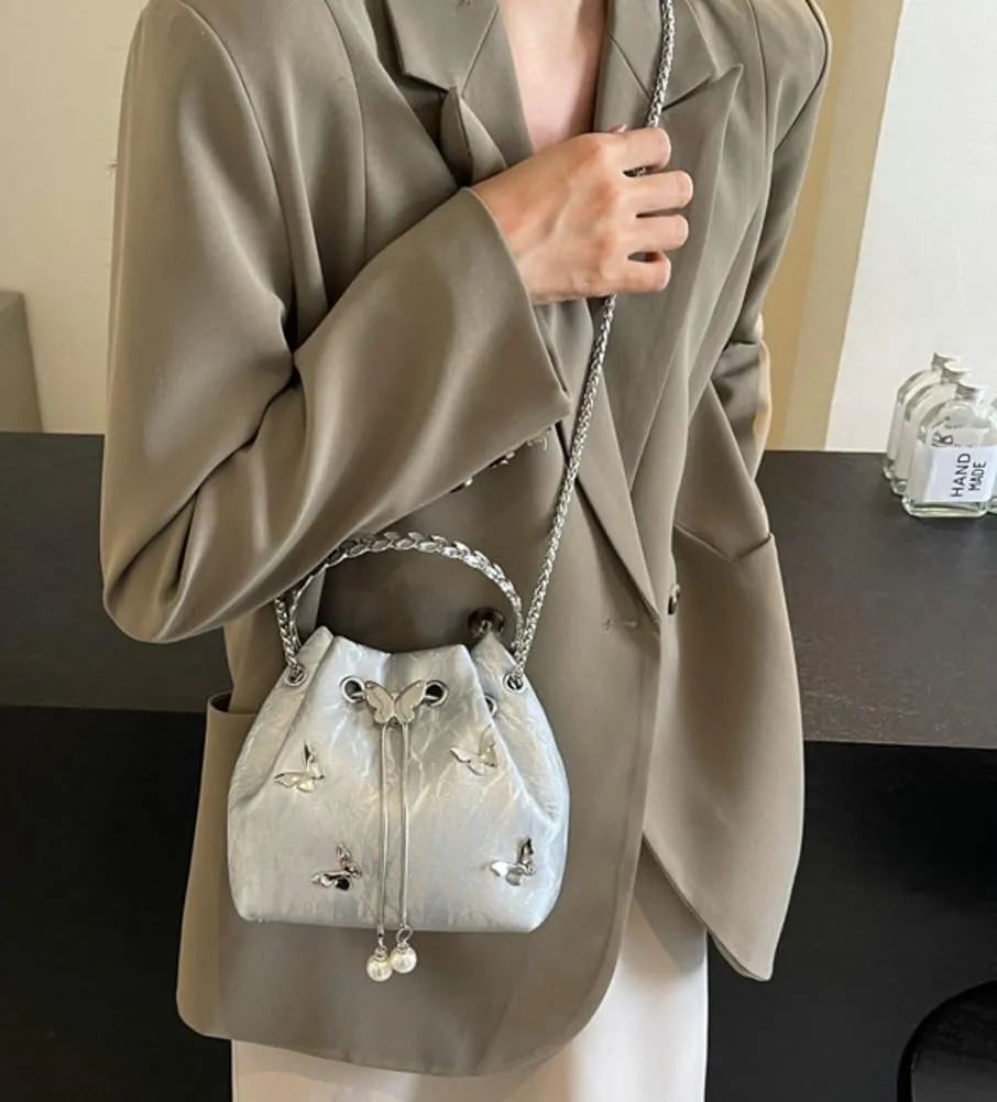Exquisite Bucket Bag for Women Mini Drawstring Hobo Shoulder Bag Stylish Top Handle Purse Leisure Crossbody Bag with Chain