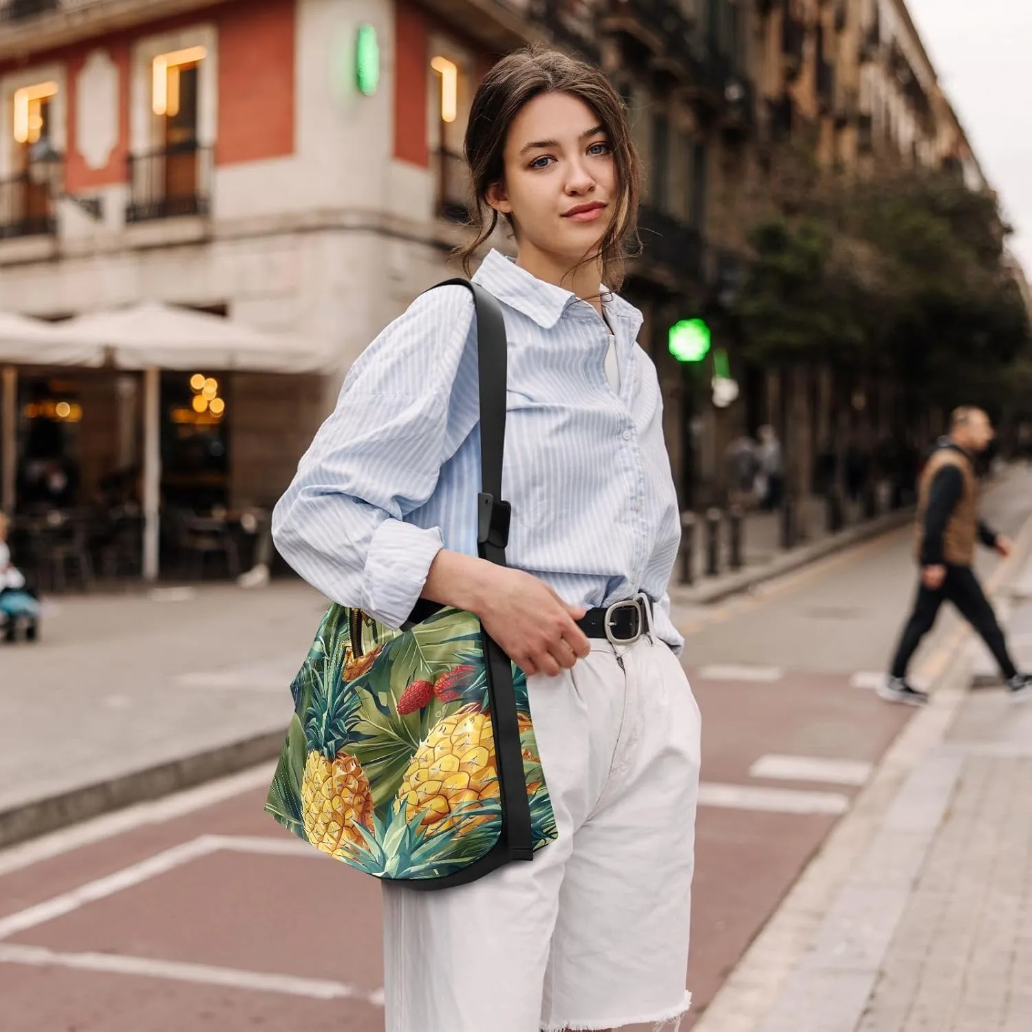 GAIGEO Pineapples and Strawberry Leaves Adjustable Crossbody Bag, Womens Shoulder Bag with Pockets, Leather Shoulder Bag