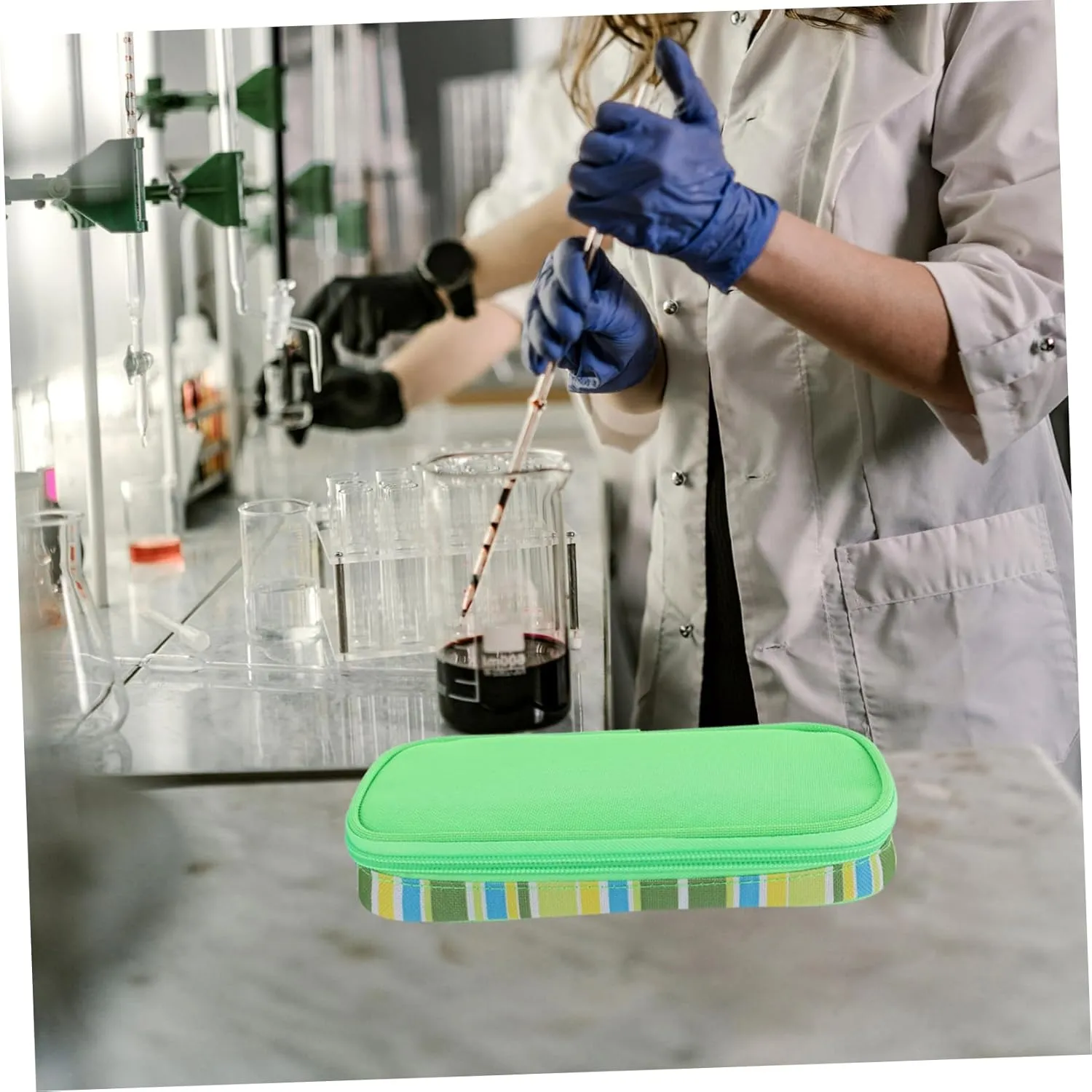 Insulation Bag for Travel Portable Cooler Medicine Case Compact Medical Storage Handbag Suitcase Friendly