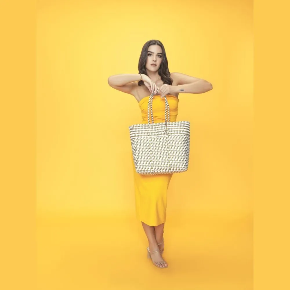 MARIA VICTORIA Women's Waterproof Plastic Tote - Medium, Stylish Spring/Summer Bag for Daily Use & Travel