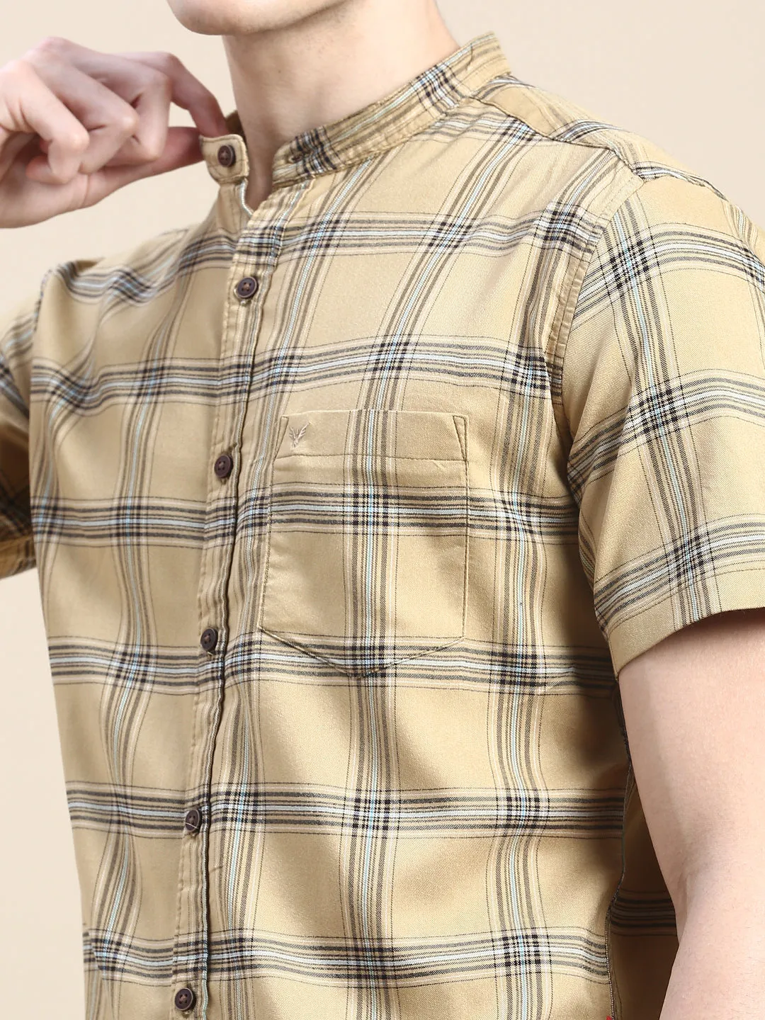 Men Beige Standard Slim Fit Band Collar Tartan Checked Cotton Casual Shirt