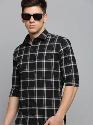Men Black Long Sleeves Patch Pocket Classic Checked Casual Cotton Shirt