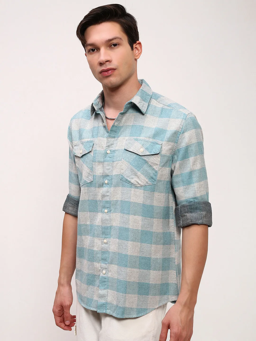 Men Blue Spread Collar Checked Slim Fit Shirt