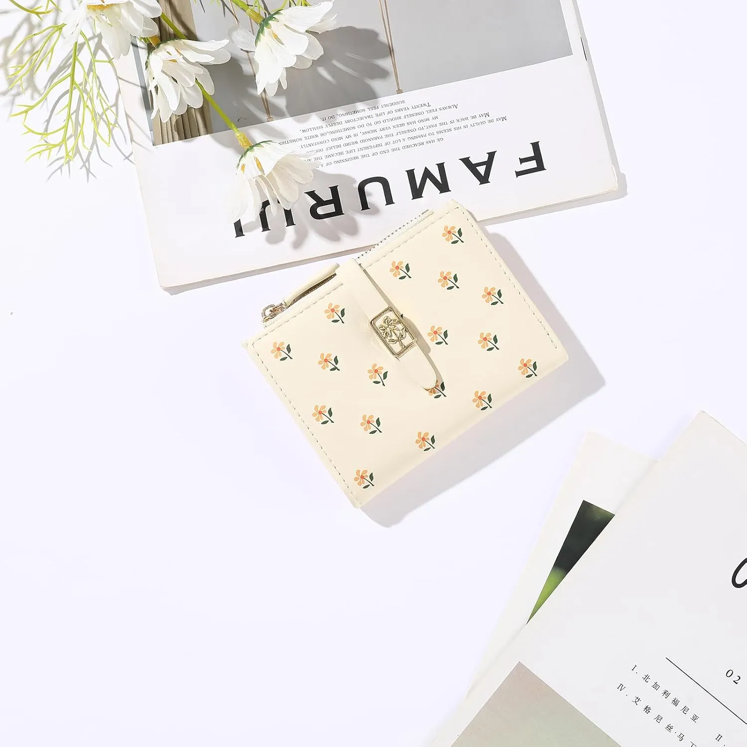 Women Wallet RFID Blocking Small Compact Bifold Floral Print Leather Card Holder Wallet Ladies Mini Purse with Zipper Coin Pocket